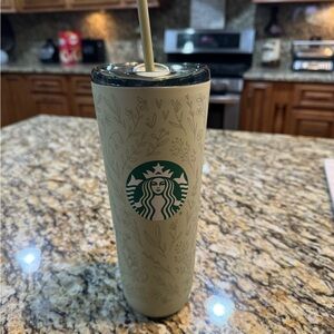 Starbucks Winnie the Pooh Tumbler with Straw